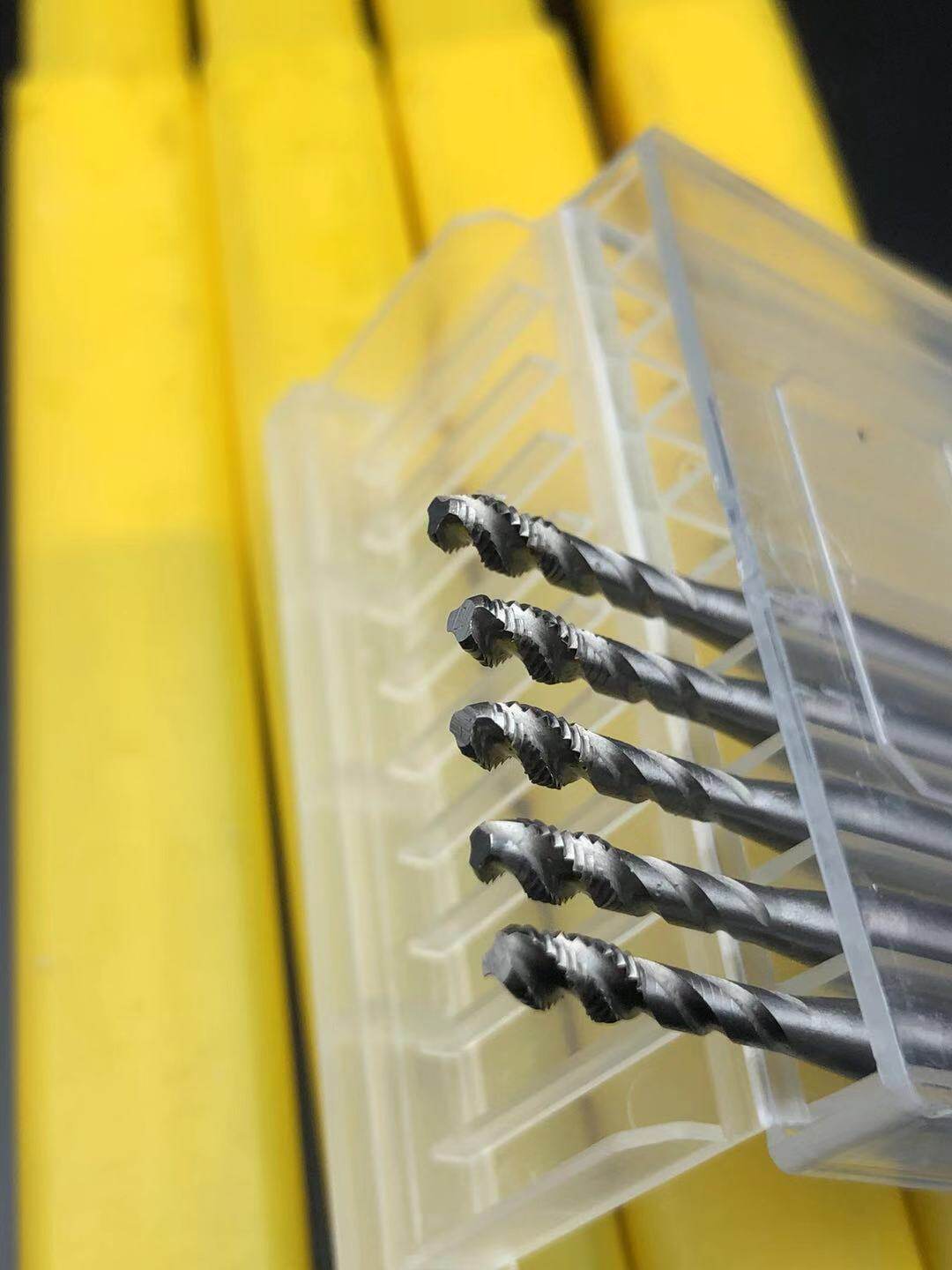 Flat head blind hole short thread spiral screw tapping Spiral groove short blade aluminum screw tapping 3 4 5 6 8 10 12