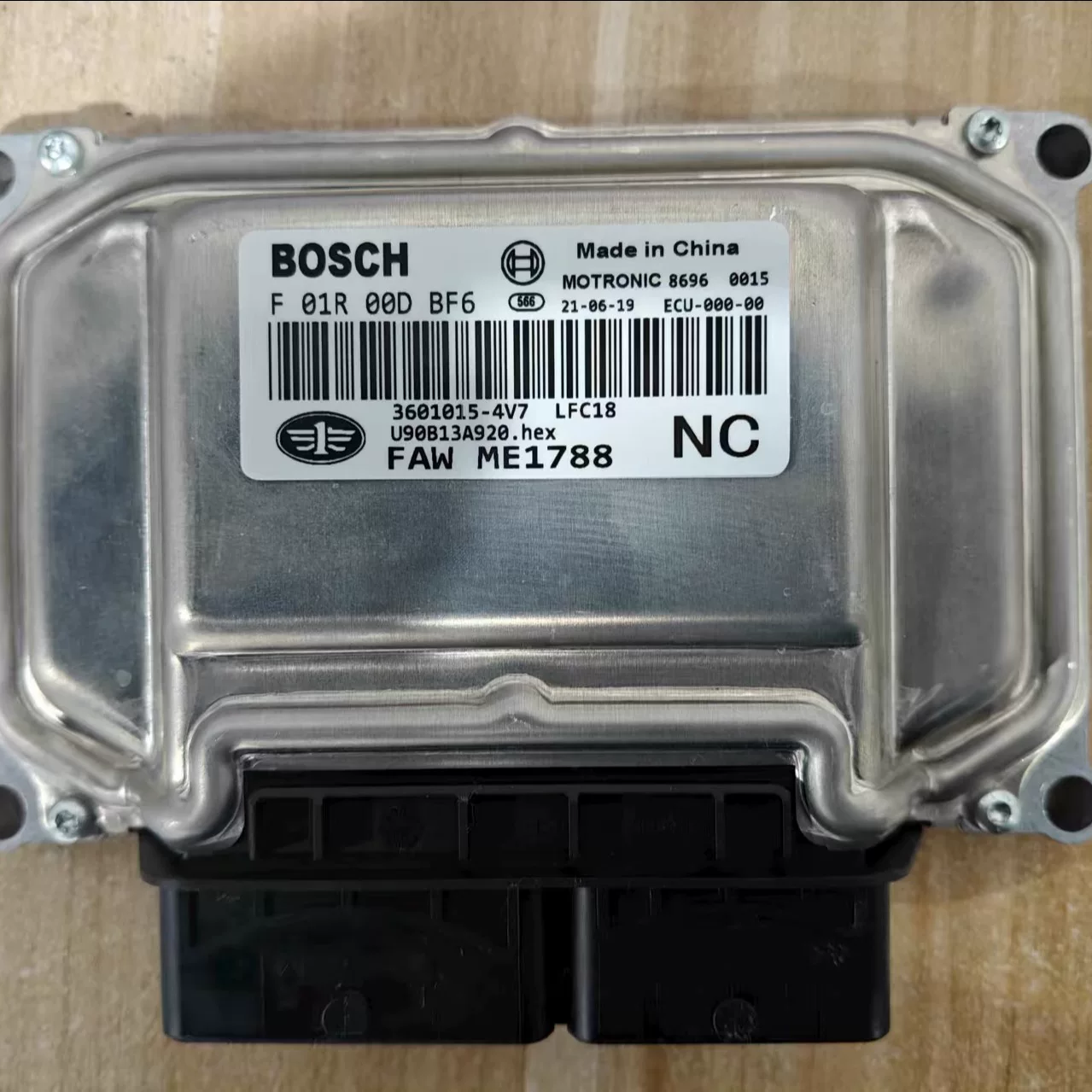 Подходит для новой платформы FAW Pentium X40 Senya R7 двигателя плата управления версия F01R00DBF 6 точек