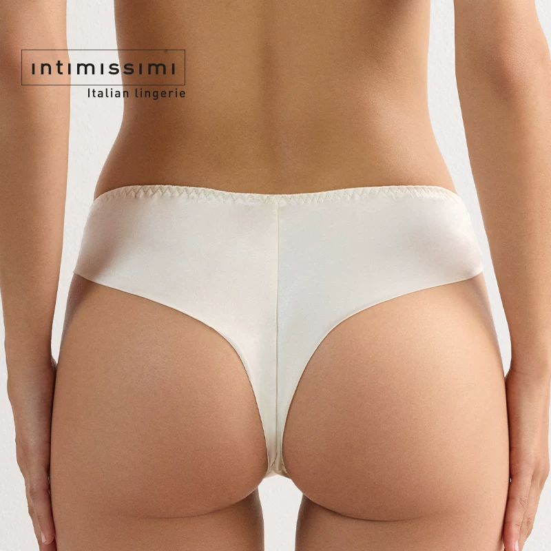 Интимиссими Мисс Шу Ман Мода Slim Шелковистые бесшовные полупакетные бикини треугольник треугольник шорты кожа SBD92A