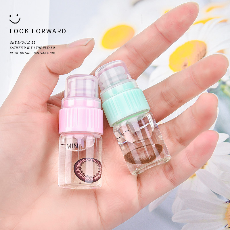 Contact lens cleaner manual pressing corneal plastic lens cleaner contact lens box cosmetic pupil cleaner