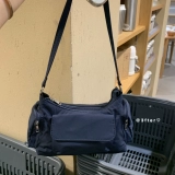 Объем содержания превышает стандартную ~ BM Buy Blue Bag в испанском городе! Xiaoxiaoyi может содержать только много сплошных мешков с одним плечом