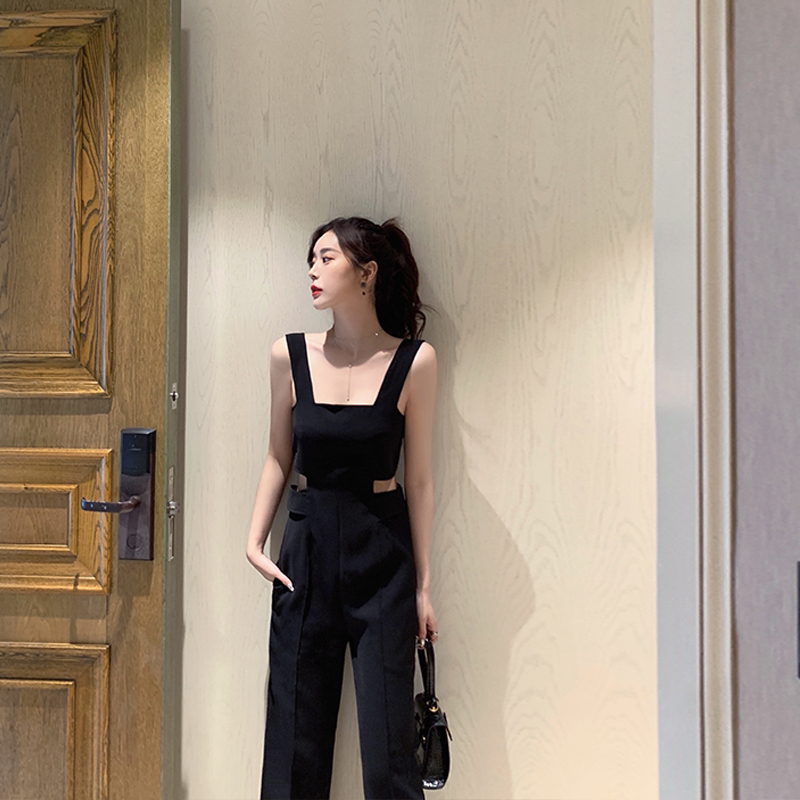 The new design of the pants female summer 2022 reveals the loose pants black loose tube workers embracing bag pants