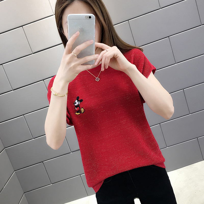 Trắng ngắn tay của phụ nữ t-shirt 2020 mới thêu knitshirt mỏng lỏng bên ngoài mặc lụa băng đầu mùa hè áo thun