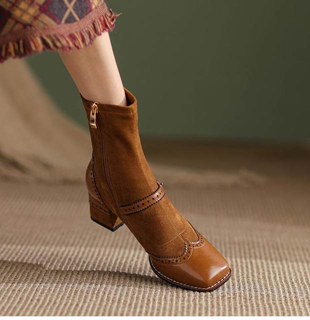 French retro high-heeled elastic boots 2022 new leather thick mid-heel short boots women's thin boots square toe socks boots