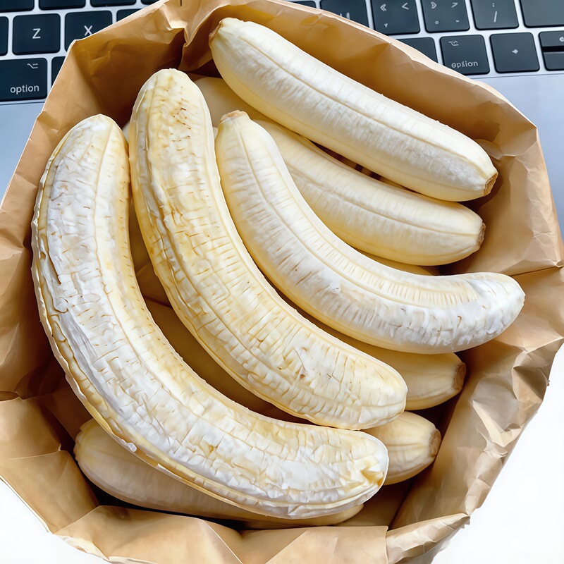 Freeze-Dried Banana Fresh Fruit Whole Stem Non-Fried Banana Crispy Internet-Famous Fruit Nut Office Snack Non-Individually Packaged Freeze-Dried Banana Fresh Fruit Whole Stem Non-Fried Banana Crispy Internet-Famous Fruit Nut Office Snack Non-Individually Packaged