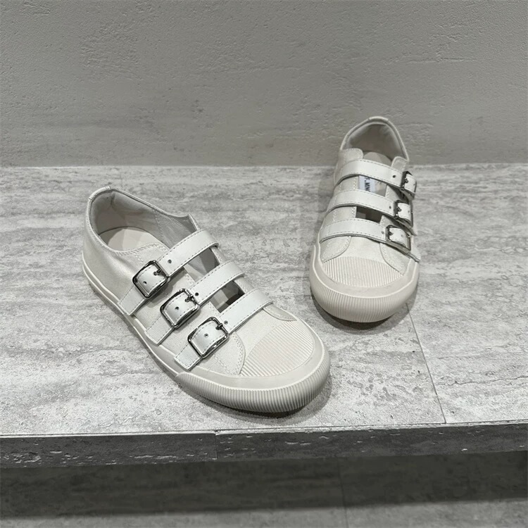 2026 Genuine Leather Three-Buckle White Full-Wrap Sandals 9187 2026 Genuine Leather Three-Buckle White Full-Wrap Sandals 9187