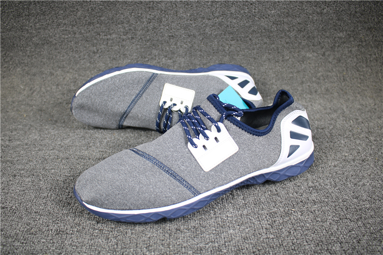 Shoes with suction, shoes soft and light comfortable and breathable speed dry men and women sneakers beach touristy Outdoor Covered Shoes