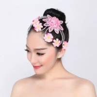 Красный, розовый, с драгоценным камнем