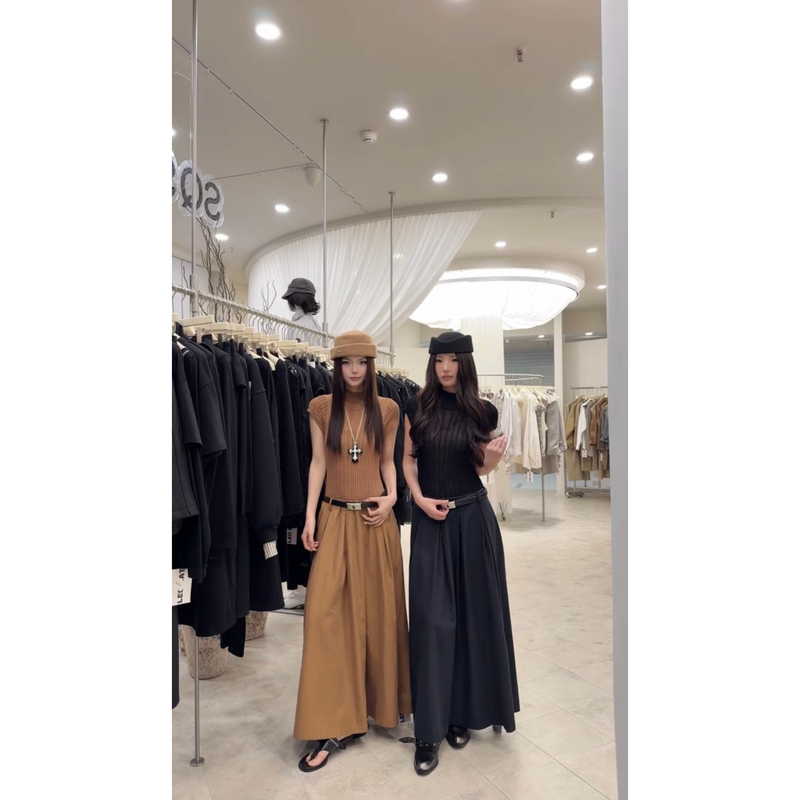 Han Xiu - New Autumn Collection Intellectual and Elegant Half-Turtleneck Slim Long Pleated Dress (with Belt) Ys1-60002 Han Xiu - New Autumn Collection Intellectual and Elegant Half-Turtleneck Slim Long Pleated Dress (with Belt) Ys1-60002