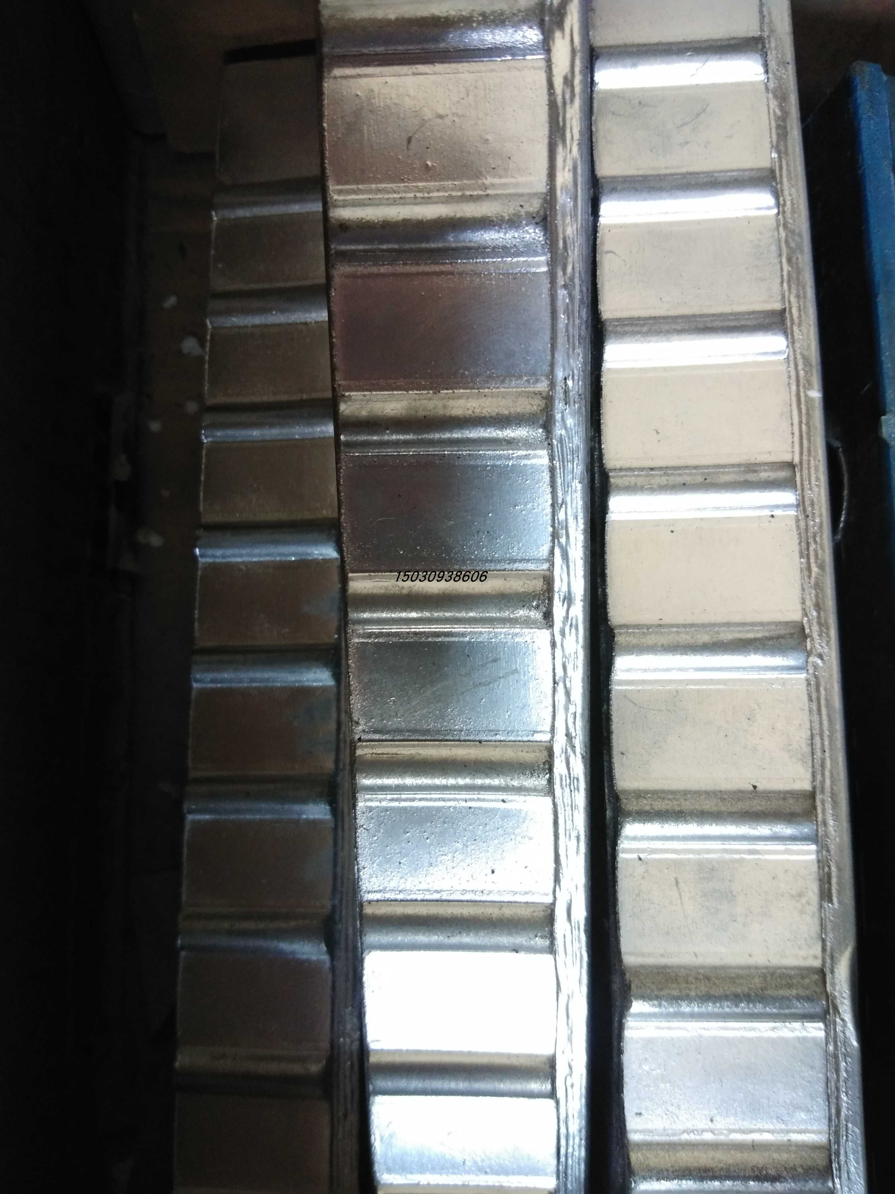 Brick factory tungsten steel inner sleeve lining plate out of brick dragon mouth wear-resistant parts dry water dual-use brick machine mouth alloy high chrome flower tooth mouth strip