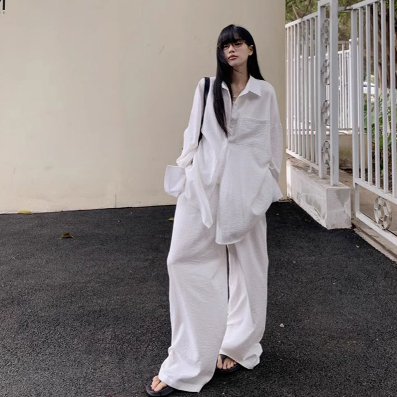 Old Money Style Sports Suit for Women, Summer White High-End Elegant Loose Sun Protection Shirt, Casual Wide-Leg Pants Two-Piece Set