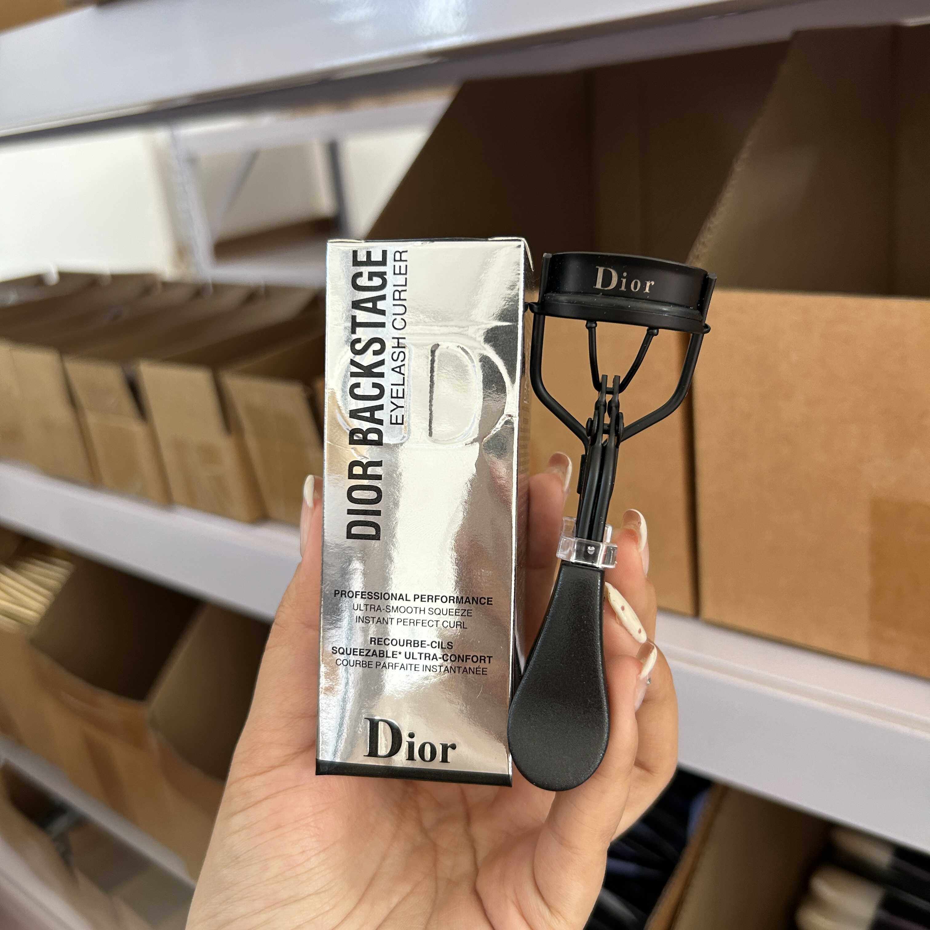 日本专柜版专用化妆师睫毛夹：便携神器，让你的睫毛瞬间卷翘迷人！-化妆刷-淘宝好物网