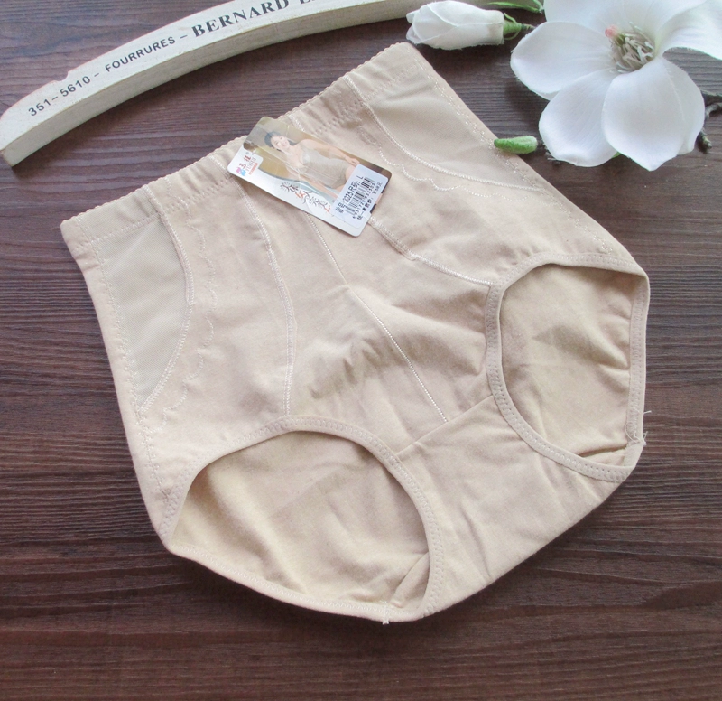 Bà Yu Gui hè cao eo thon sau sinh phục hồi màu cotton giảm béo hông cơ thể quần đùi tam giác 3325