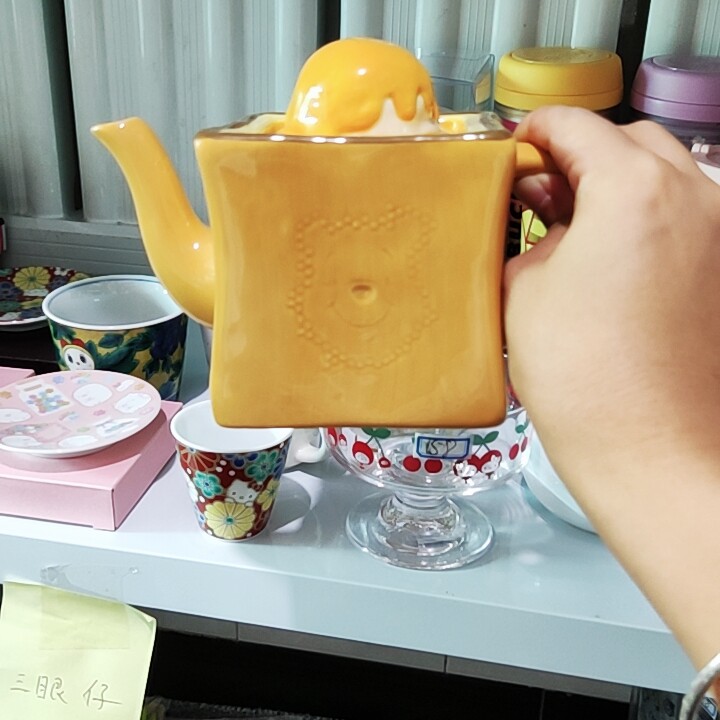 domestic spot pupu kettle