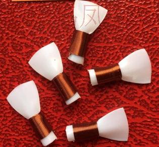 Refined Jiang's Mingfeng exempt plastic suona whistle a pack of 100 packets (500) whistle