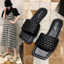 Slippers female summer Korean version of the new fashion slippers ops net red tide non-slip soft bottom wear flat female cool drag