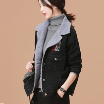 Mi Amaschman 2021 Winter wear new short plus velvet embroidered denim jacket women padded jacket loose cotton suit