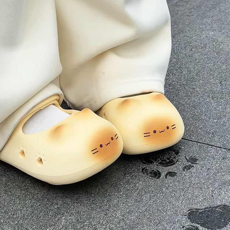 Cat Paw Print Clogs for Women, Summer Cute Waterproof Non-Slip Outdoor Thick-Soled Height-Increasing Closed-Toe Eva Sandals