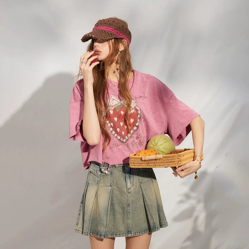 Pink Heavy-Duty Washed Strawberry Print Short-Sleeve T-Shirt for Women, 2026 Summer New Loose Street Style Casual Top