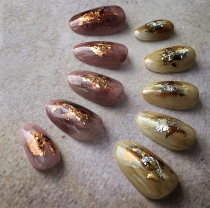 Gold foil medecine flashfoil always has a suitable one for your champagne brown imported ultra-thin foil paper gradient cloudstone nail