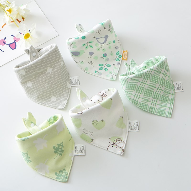 Baby scarf small month age 0 to 6 months baby baby neck guard scarf neck face windproof artifact spring and autumn cute