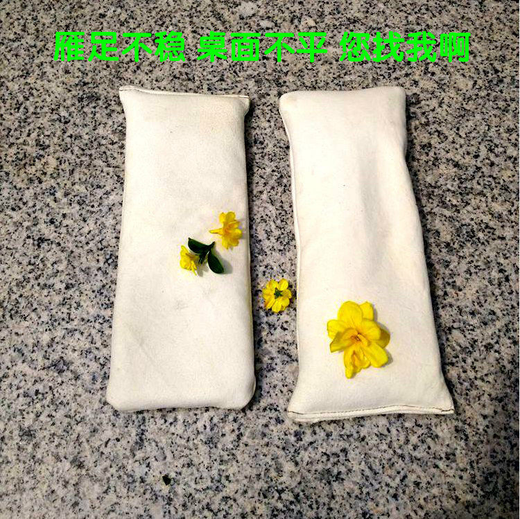 Manufacturer direct sales multicolor suede anti-slip cushion true sheepskin packaging with long carbon padding easy to solve the desktop unevenness