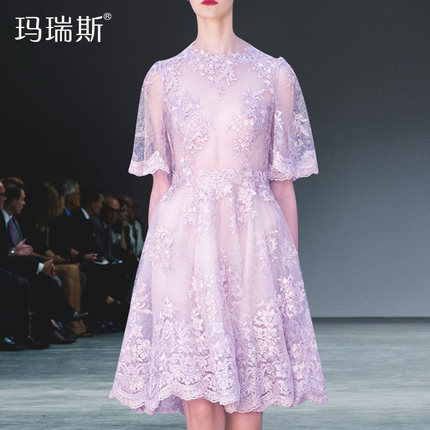 2018夏新款欧洲站时尚聚会蕾丝A字裙修身显瘦