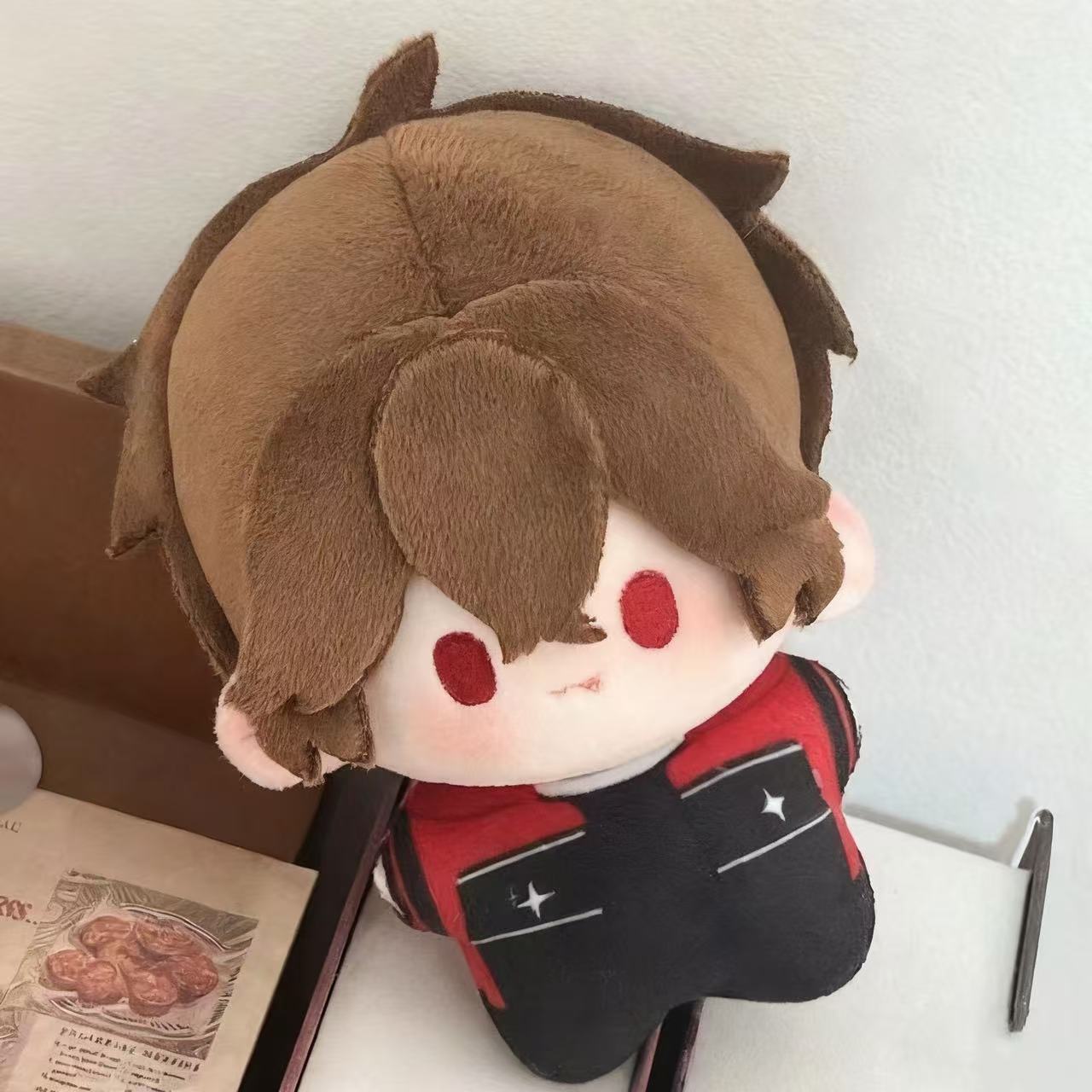 I Became a God in a Horror Game Mu Sicheng plush doll detail image 2