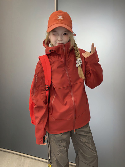 Функциональная походная одежда в горном стиле для женщин, осенняя куртка для защиты от солнца, ветрозащитная куртка для походов и велоспорта, куртка для активного отдыха, три-защитная куртка