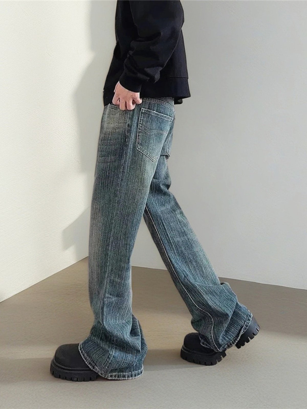 American High Street Style Washed Vintage Slub Denim Jeans for Men, Trendy Brand New Cleanfit Straight-Leg Flared Pants