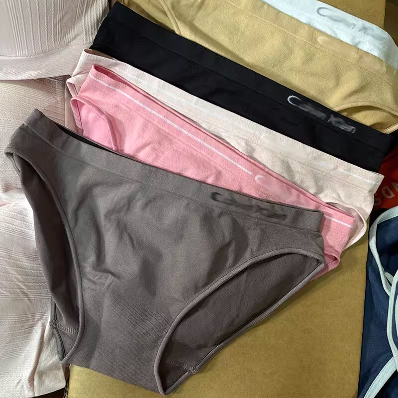 Xs-Xl Small Kk Underwear Pure Cotton Briefs for Women Seamless High Elasticity Mid-Low Waist Sexy Comfortable Non-Binding Non-Binding Underwear