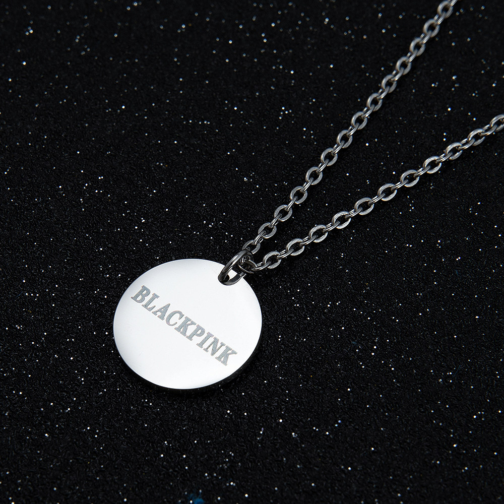 BLACKPINK surrounding LISA KIM Ji-ni ROSE Kim Ji-soo same necklace STAINLESS steel titanium steel clavicle necklace