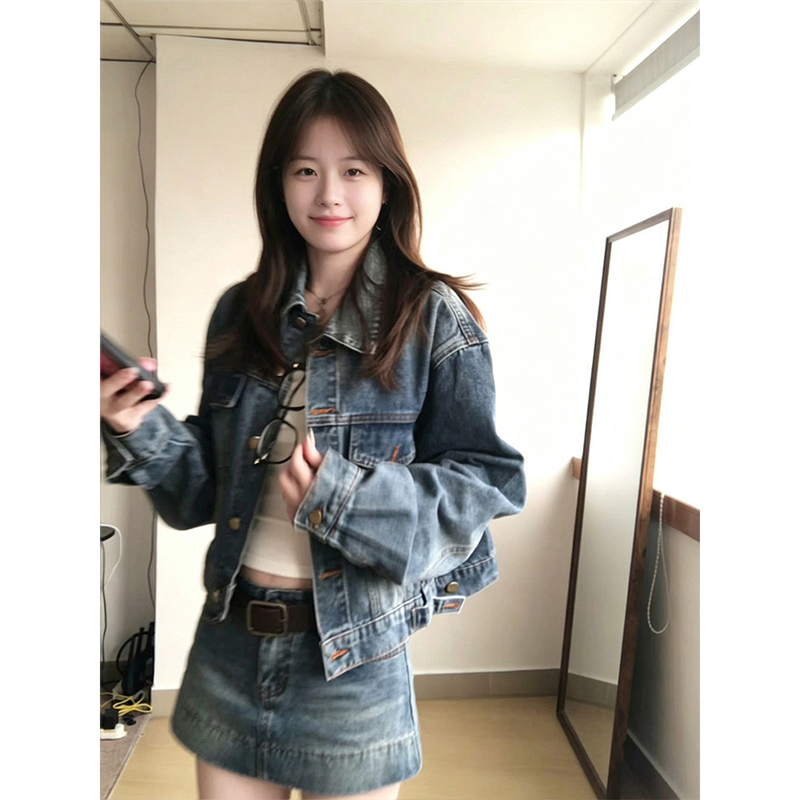 Chinese Trendy Brand Patchwork Button Blue Denim Short Jacket for Women Early Autumn Slim Fit Slimming Hot Girl A-Line Short Skirt Two-Piece Set Chinese Trendy Brand Patchwork Button Blue Denim Short Jacket for Women Early Autumn Slim Fit Slimming Hot Girl A-Line Short Skirt Two-Piece Set