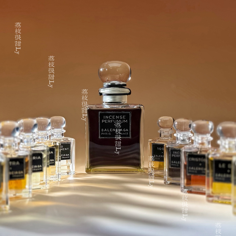 【Free Sample】Parfums De Paris 100% Le Dix Vanilla Tulip Muscara Sample