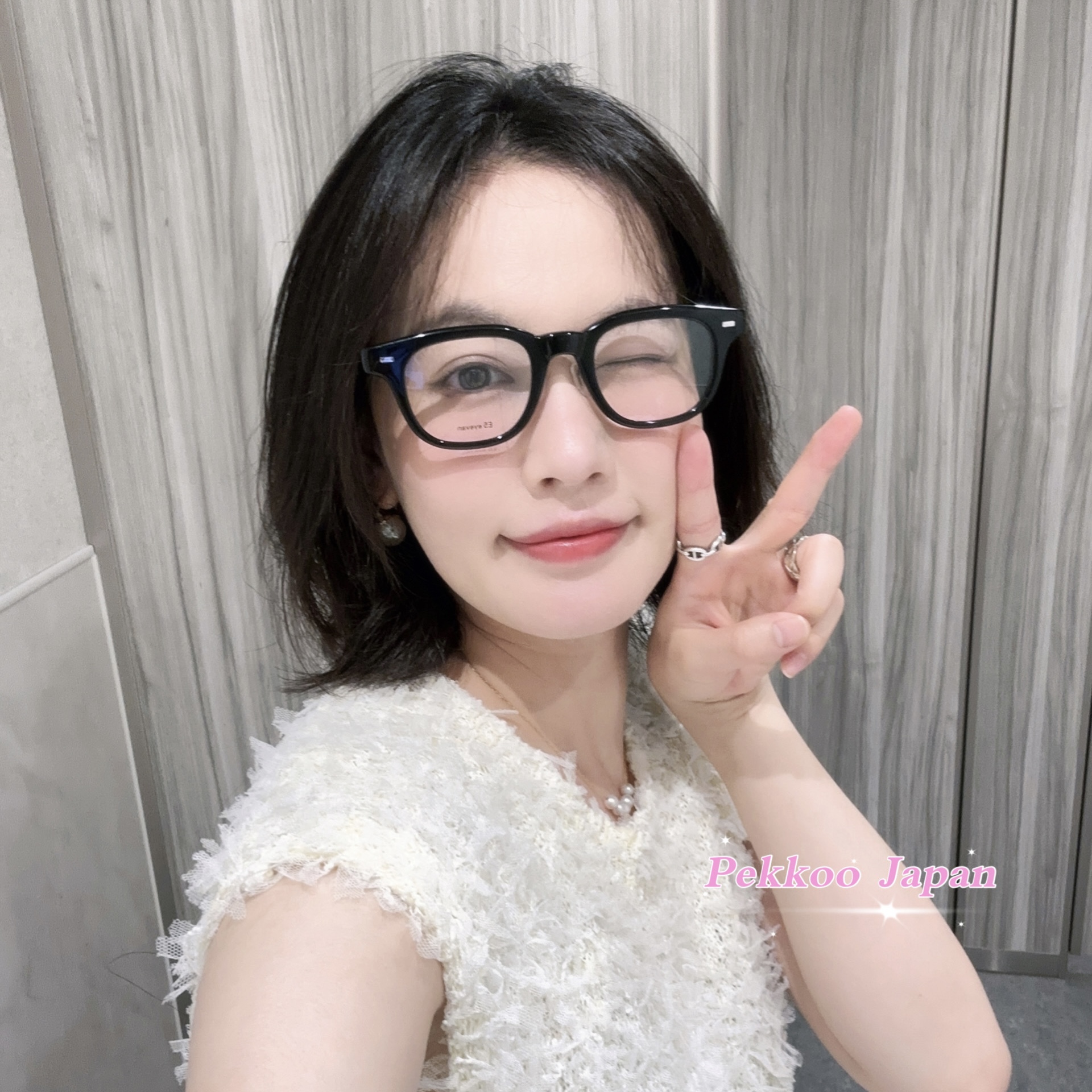 Shop owners love to use the same money EYEEVAN handmade high-grade black frame glasses flat mirrors Inn Wind Day-Taobao