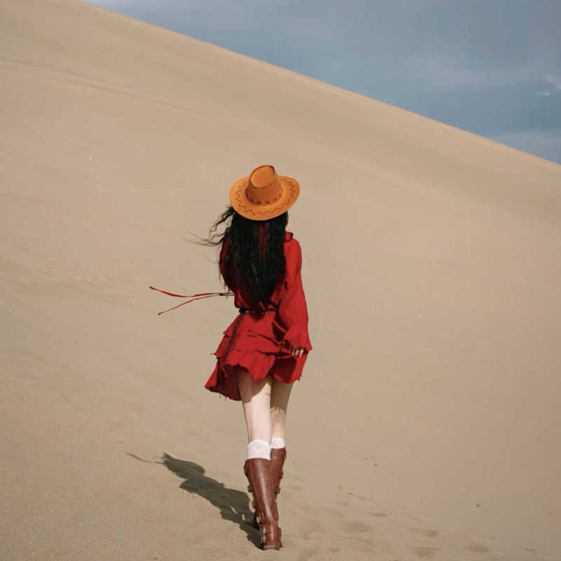 Red Dress for Xinjiang, Sichuan, and Western China Desert Photography, Qinghai-Gansu Grand Circle Tour Outfit, Northwest Red Suit Dress
