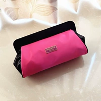 Красная маленькая сумка клатч