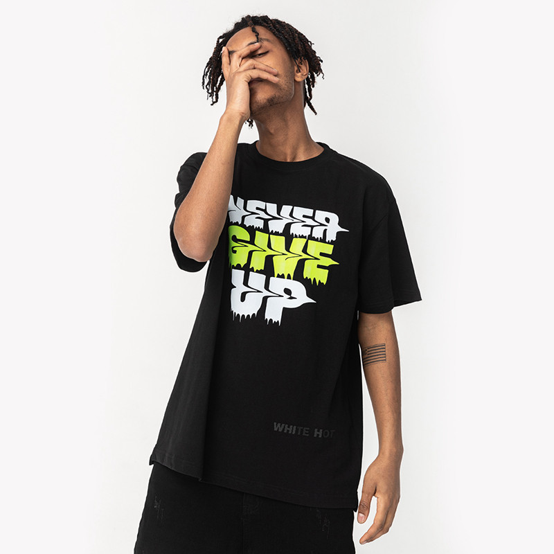 WHITE HOT Letter Graffiti Print Casual Short Sleeve T-Shirt US Version Unisex