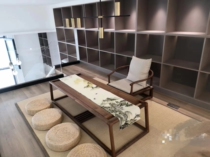 Northern old elm tatami space and room with several tables and white stubble solid wood low table and low chairs combined with tea ceremony floor table and piano