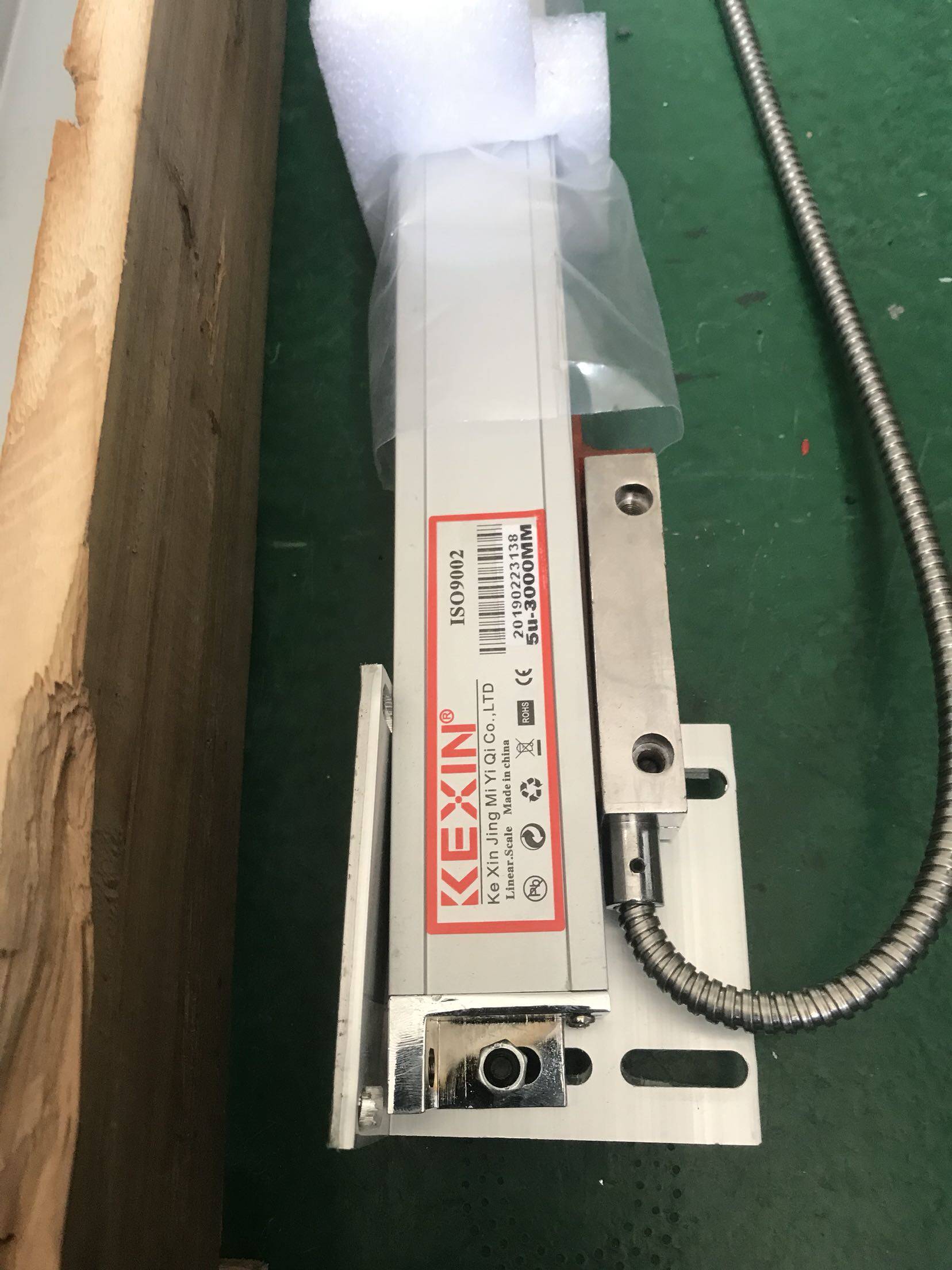 Guangdong Kexin large grating ruler 2 meters 2 5 meters 3 meters grating ruler lathe boring machine gantry milling two-axis set