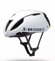 Evade3 Белый и черный европейский издание