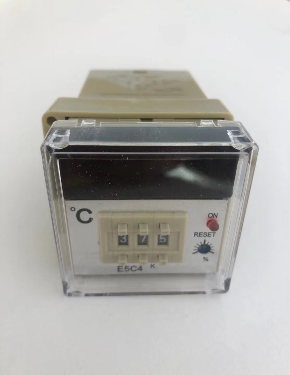 Temperature controller E5C4 digital display regulator temperature control meter temperature controller meter temperature controller K 0-399 ° C