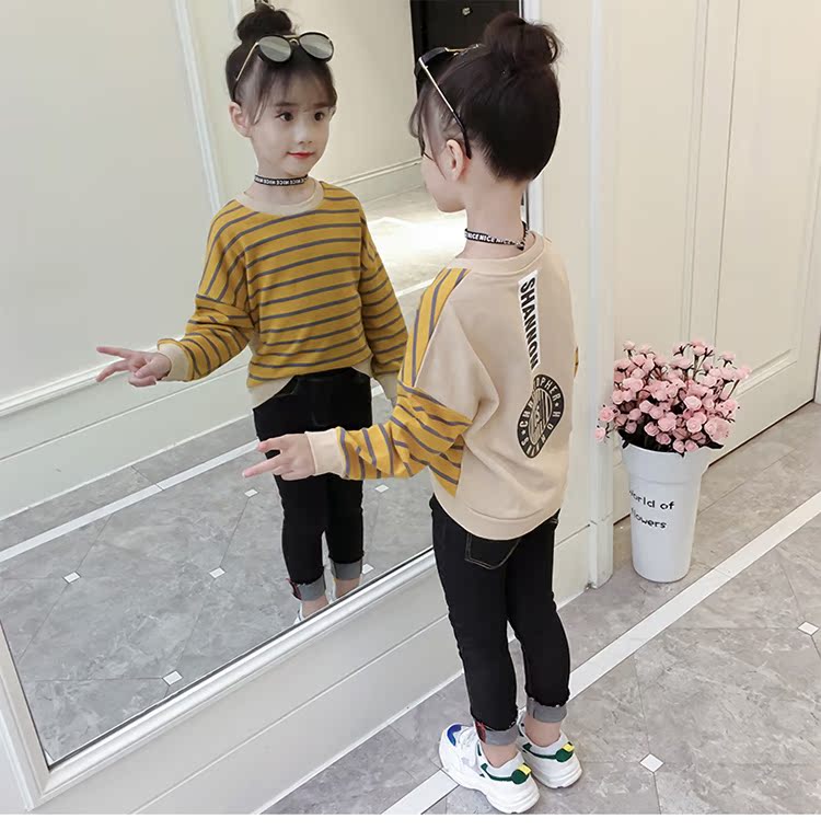 Bộ đồ bé gái mùa thu 2018 phiên bản mới của Hàn Quốc quần áo mùa thu trẻ em nước ngoài thời trang quần jeans hai mảnh shop quan ao baby