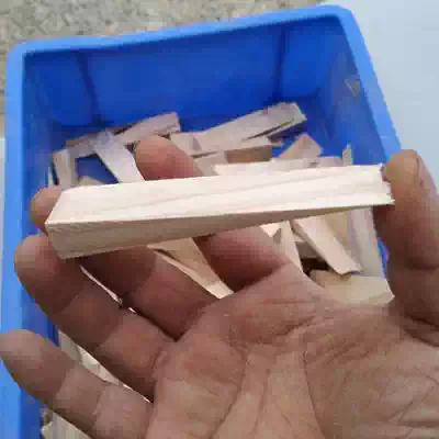 Wood-pointed Wood wedge triangle wood block wooden plug bulge filling anti-loose solid wood door wood door and window installation Special