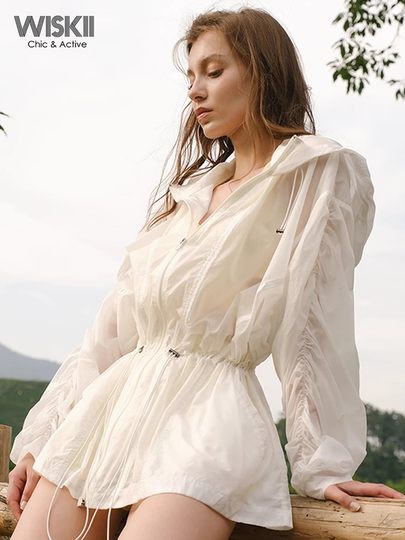 Спортивная куртка WISKII для женщин, солнцезащитная и водонепроницаемая, с капюшоном, легкая, дышащая, с эффектом утягивания талии, длинная, повседневная и свободного кроя.