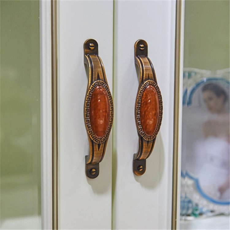 Handle European-style antique single-hole cabinet door drawer handle American overall cupboard door handle drawer wardrobe door handle single hole