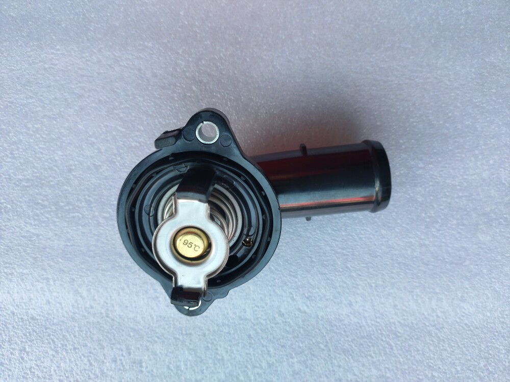 玛莎吉博力总裁莱万特节温器盖323056售后一年代订保时捷全车配件