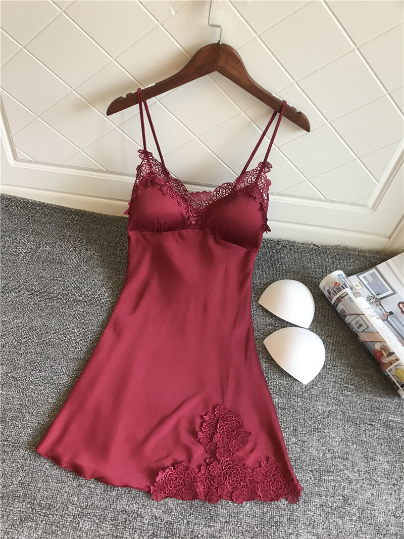 Băng lụa đồ ngủ phụ nữ mùa hè sling sexy nightdress với ngực pad thu thập đồ ngủ đồ ngủ lụa thêu ren cám dỗ