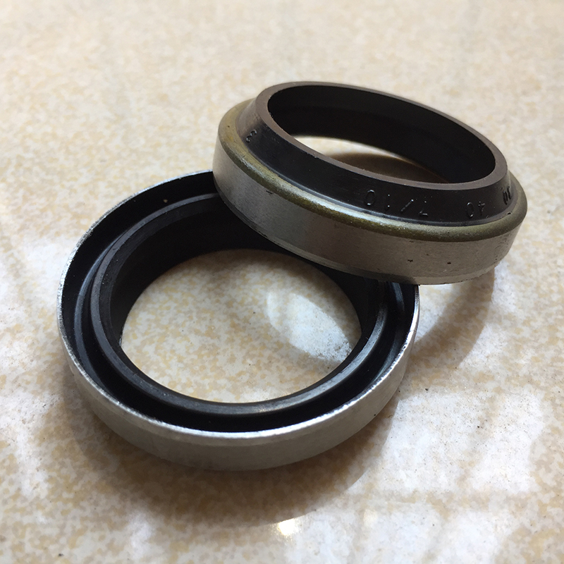 Iron shell dustproof oil seal metal dustproof ring high temperature dust seal 50*62*7 10 imported outer iron skeleton sealing ring