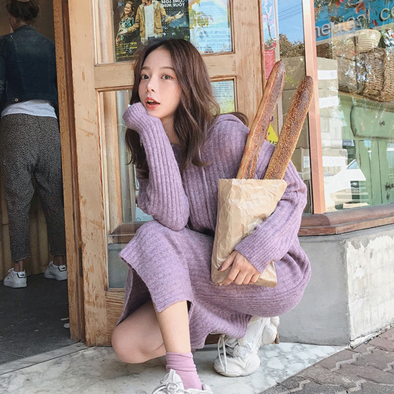 Early autumn new net red 100 hitch hat knit foreign dress women's style long sleeves in long version with kneecap bottom sweater dress